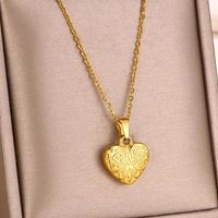 Stainless Steel Love Heart Necklaces for Women Gold Color Flower Sweet Love Pendant Necklace 2023 Trend Jewelry Gifts wholesale
