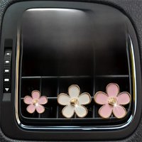 4-8pcs/set Small Car Air Outlet Perfume Decoration Clip Flower Daisy Design Car Interior Aromatherapy Fresheners Diffuser Access