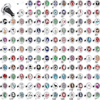 10pcs/lot New Aromatherapy Car Perfume Diffuser Stainless Steel Essential Oil Diffuser Locket Pendants Car Freshener Vent Clip
