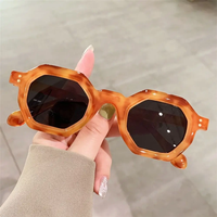 AliExpress NONE Vintage Polygon Square Women Sunglasses Fashion Hexagon Clear Ocean Len Shades UV400 Men Rivets Sport Protect Sun Glasses Oculus