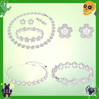 Neue Halsketten für Damen, Blumenarmbänder, leichte Luxus-Ohrringe, vielseitig einsetzbar, hochwertiges Nischendesign, Schmuckset