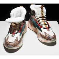 Men boots 2025 New Winter Slippers Warm Men Shoes Waterproof Non-Slip Plush Sneakers Male tenis shoes