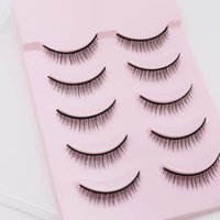 5 Pairs of Fashion 3D False Eyelashes Short Fake Eyelashes Lightweight Fluffy False Eyelashes DIY Beauty Salon Women Girls Use