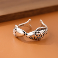 New Retro 925 Sterling Silver Jewelry Thai Silver Fashion Small Goldfish Pisces Fish Kiss Animal Elegant Opening Rings R143