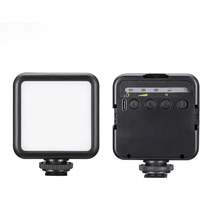 Ulanzi Vl49 Mini LED Video Light 2000mAh 5500K Fill Light for Camera Smartphone Photography Video Light Camera Light