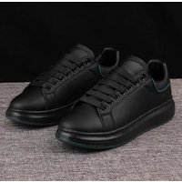New Couple Casual White Sneakers Women Flat Platform shoes mens Sneakers Designer Fashion Running Shoes for men Tennis shoes