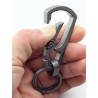 Titanium Alloy Keychain Luxury Car Key Chain Hanging Buckle Lightweight Keychain Bottle Opener Men's EDC Waist Pendant