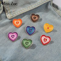 7Style Gradient Enamel Pins Custom Red Yellow Green Pink Heart Rainbow Brooch Lapel Badge Bag fashion Jewelry Gift for Friend