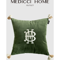 Medicci Chic Home Decor Throw Pillow Cover Designer Fashion Letters Chenille Embroidery Tassel Coussins Cushion Case 45x45cm