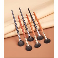1 piece Small Fan Makeup brushes Highlighter Nose shadow Make up brush Blusher contour exquisite beauty tools Goat hair