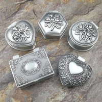 Kleine Retro Metall Schmuckschatulle Vintage Blume geschnitzt Home Decor Schmuckkästchen Ring Armband Anhänger Aufbewahrung Perlen Organizer