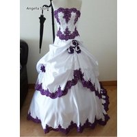 Vintage White And Purple Ball Gown Wedding Dresses Strapless Corset Ruched Gothic Bridal Gowns With Flowers Beaded Customized