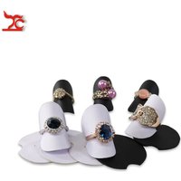 New 25Pcs/Lot Mini Durable PU Ring Jewelry Display Decoration Holder 40mm Dia Black White Ring Organizer Storage Sheet Stand