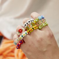 Cute Colorful Flower Finger Ring Rice Beads Elastic Chain Beaded Ring For Women Charm Temperament Jewelry Gift Adjustable