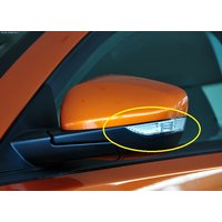 1pcs Rear Mirror indicator left / right side turn signal lamp for for Chinese SAIC ROEWE 550 MG6 2012 Auto car motor parts