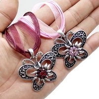 New Vintage Butterfly Necklace Jewelry Fashion Popular Retro Bohemia Style Ribbon Rope Chain Crystal Flowers Pendant Necklace
