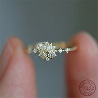 Shiny Zircon Exquisite Snowflake Ring for Women 925 Sterling Silver 14k Gold Plated Romantic Wedding Jewelry