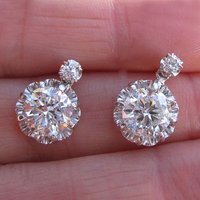 Huitan Luxury Wedding Earrings for Women Shiny Round Cubic Zirconia Crystal Dangle Earrings Bridal Marriage Accessories Jewelry