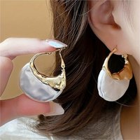 Elegant Faux Pearl Pendant Hoop Earrings for Women Niche Design Wrinkled Bag Shape Earring Anniversary Jewelry Gifts