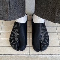 Summer Boken Shoes for Men Breathable Tabi Black Leather Men Shoes Mules Slippers Personality Niche Split Toe