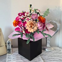 Creative Beautiful Zinfandel Bouquet Building Blocks, Delicate Pink Flower Assembly Model, Meticulously Crafted Desktop Home Dis
