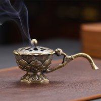 Handheld Lotus Incense Holder,Vintage Alloy Hollow Out Incense Stick Incense Holder with Cover Aromatherapy Ornament for Yoga