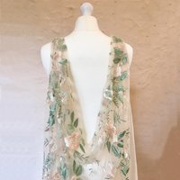 Colorful Floral Wedding Cape Veils Bridal Shoulder Draped Accessories For Brides Flowers Green Pink Long Cathedral Forest Tulle