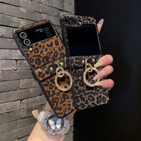 Luxury Leopard Print Plush Textured Glitter Ring Buckle Phone Case for Samsung Galaxy Z Flip 8 6 5 4 3 Flip7 FE Hard PC Cover