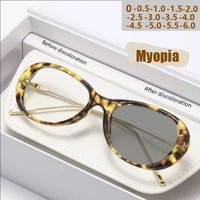 Lichtempfindliche farbwechselnde Myopiebrille mit einem modischen und hochwertigen Gefühl in einem kleinen runden Rahmen 6166