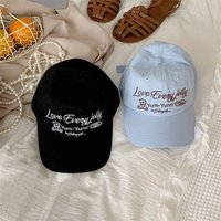 Korean Style Bear Embroidery Baseball Hat Casual Cotton Teenagers Baseball Cap Adjustable Soild Color Duck Tongue Hat Girls