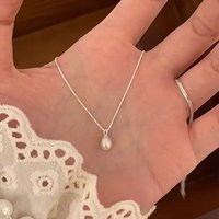 Silver Color Minimalist Pearl Pendant Necklaces for Elegant Women Exquisite Fashion Jewelry Classic Daily Accessories