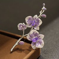 New Temperament Purple Butterfly Flower Brooches Exquisite Fashion Full Rhinestone Pins Chest Flowers Wedding Party Jewelry Gift