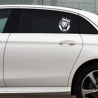 G186 Vinyl Decal Lion with Crown Car Sticker Waterproof Auto Decors on Motorcycle Bumper Rear Window