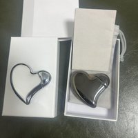 New High Quality Alloy Metal Lighter With Love Shaped Portable Personalized Design As a Gift for Men and Women