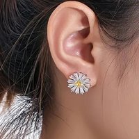 Huitan Little Daisy Stud Earrings with CZ Exquisite Flower Earrings for Women Fresh Style Piercing Accessories Fashion Jewelry
