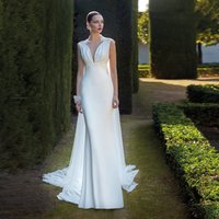 Elegant V-Neck Wedding Dress For Women Bride Pleat Lace Appliques Mermaid Bride Custom Gown Floor Length Bridal Robes Re Mariée