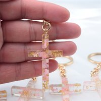 Fashion Exquisite Dried Flower Filling Resin Cross Keychain For Women Men Jewelry Gifts Key Cross Pendant Key Ring Bag Accessory
