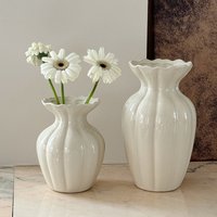 Luxury Cream Style Ceramic Vase French Elegant Flower Holder Creative Desktop Ornament for Home Living Room Bedroom Decor