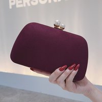 Luxury Velvet Metal Chain Clutch Bag Elegent Textured Pu Frame Bag Classic Celebrity Dinner Evening Bag