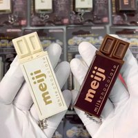New Spot Selling Simulation Meiji Chocolate Little Trick Toys Can Be Bent Snap Decompression Keychain Pendant Surprise Creative
