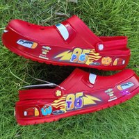 Kawaii Anime Cartoon Einfarbige Wasserdichte Hausschuhe Outdoor-Strandschuhe Sandalen Lässige Knöchelriemen-EVA-Schuhe Modische Trendige Sweethearts