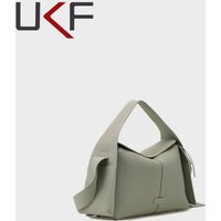UKF New Niche Fashion Trend Shoulder Bags Versatile Portable Casual Large Capacity Shoulder Strap Design Commuting Handbag
