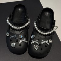 Sweet Bowknot Pearls Chain Shoes Decorations 2026 Summer Clogs Shoes Charms Buckles Sets Fashion DIY Crystal Shoe Accessories