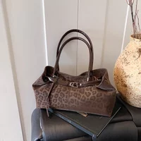 Leopard Print Sewing Thread Hasp Youth Sweet Shoulder Bags for Women 2026 Hot Sale Large Capacity Sense of Luxury Tote Bags