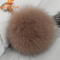 2024 Chain Metal Ring Pendant For Women Luxury 13cm Fluffy Real Fox Fur Ball Pom Poms Fur Pompom High Quality Keychain Car Key