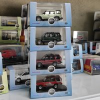 Diecast OXFORD 1:76 Scale Land Rover Discovery Alloy Car Model