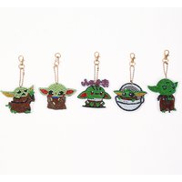 Hot Selling Master Yoda Rhinestone Studded Keychain DIY Bag Pendant Decorative Charm Souvenirs Kids Gift Cartoon