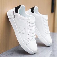 Men's Casual Slip-On Sports Shoes Comfortable Anti-Slip Skateboarding Sneakers Suitable for Campus Walking Travel Four Seasons W