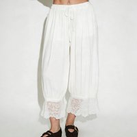 Women Lace Trim Bloomers Pants Elastic Rise Ruffle Vintage Victorian Pantaloons 2026 Summer Beach Vacation Pants