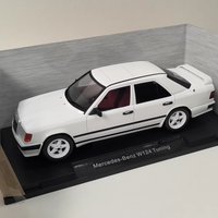 Diecast MCG 1/18 Scale BENZ W124 Tuning Alloy Car Model